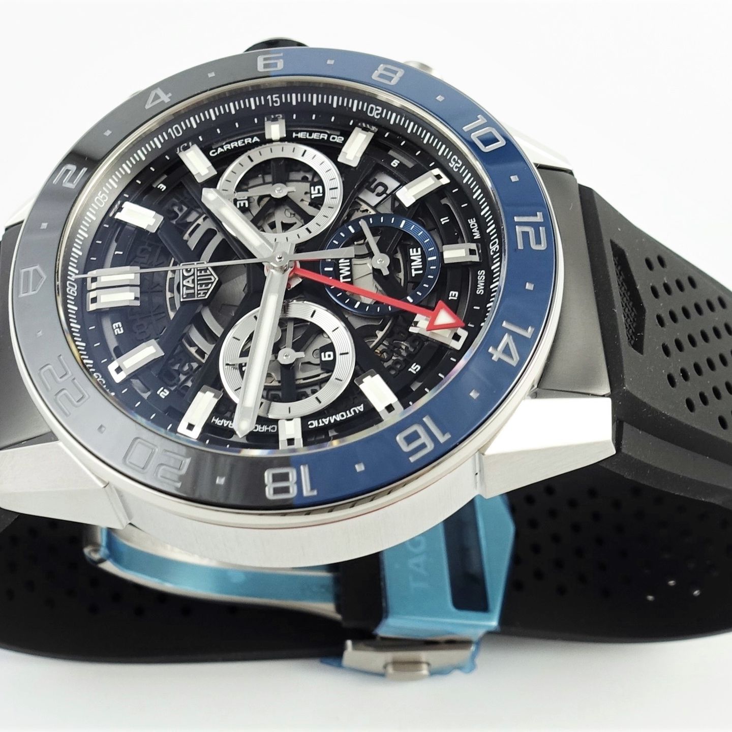 TAG Heuer Carrera CBG2A1Z.FT6157 (2023) - Zwart wijzerplaat 45mm Staal (2/8)