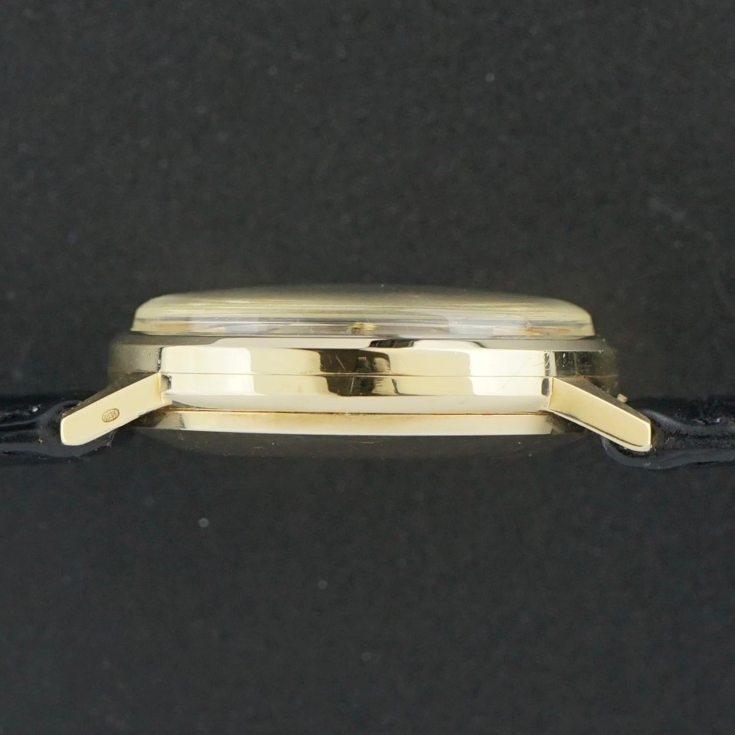 Omega Genève 162.030 - (7/8)