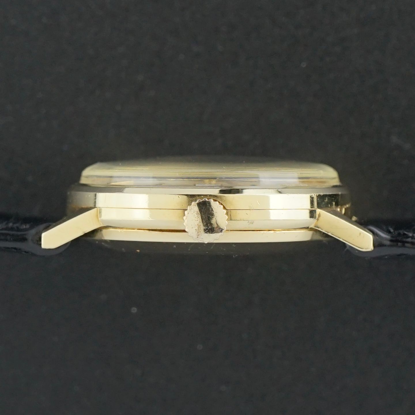 Omega Genève 162.030 - (6/8)