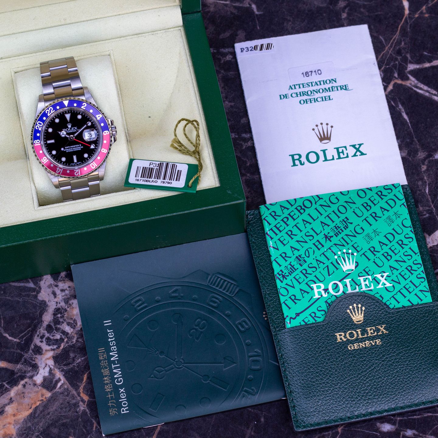 Rolex GMT-Master II 16710 (2001) - Zwart wijzerplaat 40mm Staal (2/8)