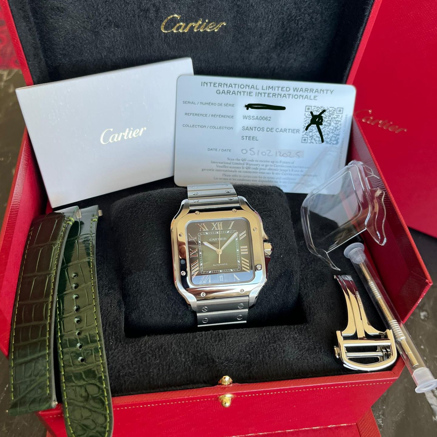 Cartier Santos WSSA0062 (2025) - Green dial 40 mm Steel case (1/4)