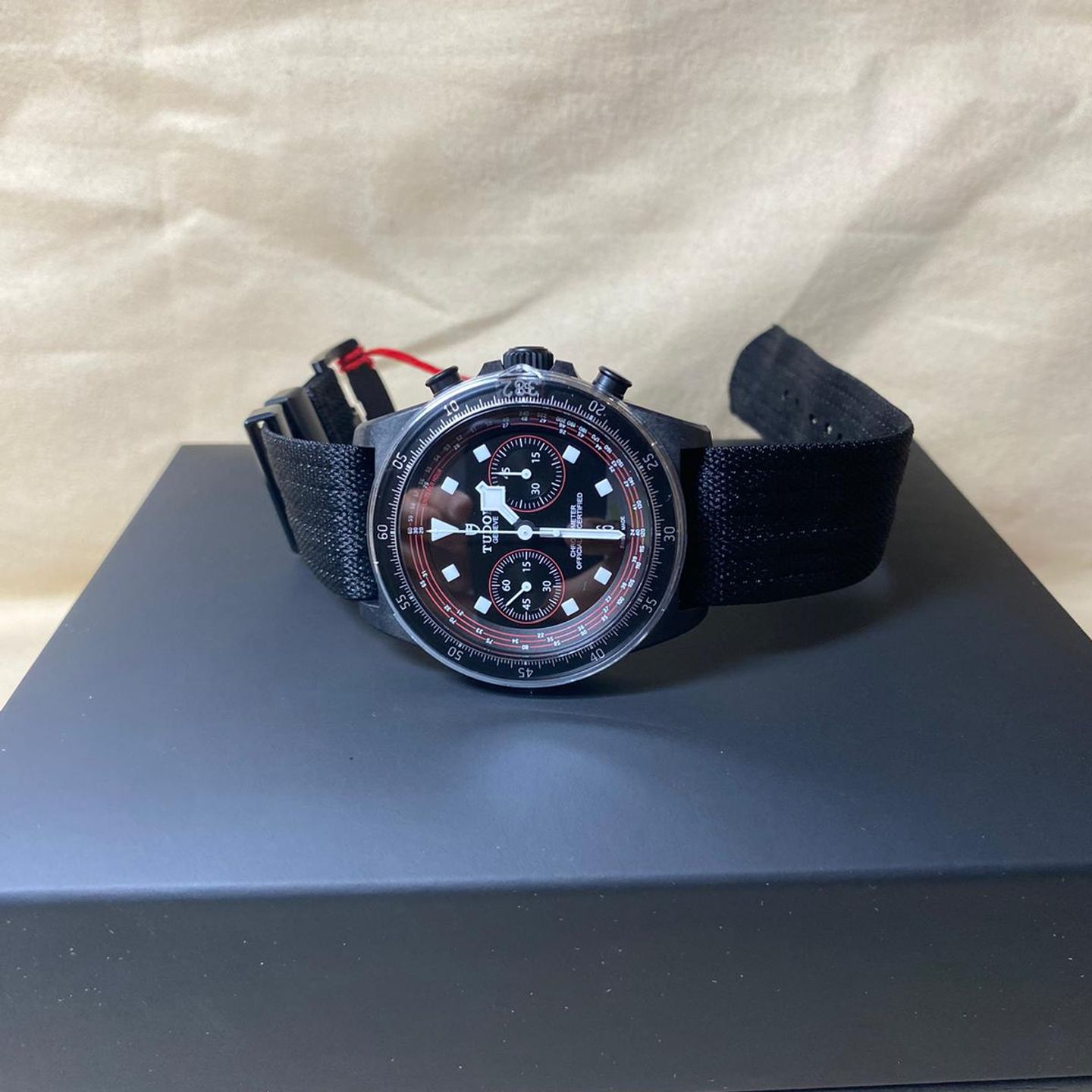 Tudor Pelagos 25827KN (2024) - Black dial 43 mm Carbon case (8/8)