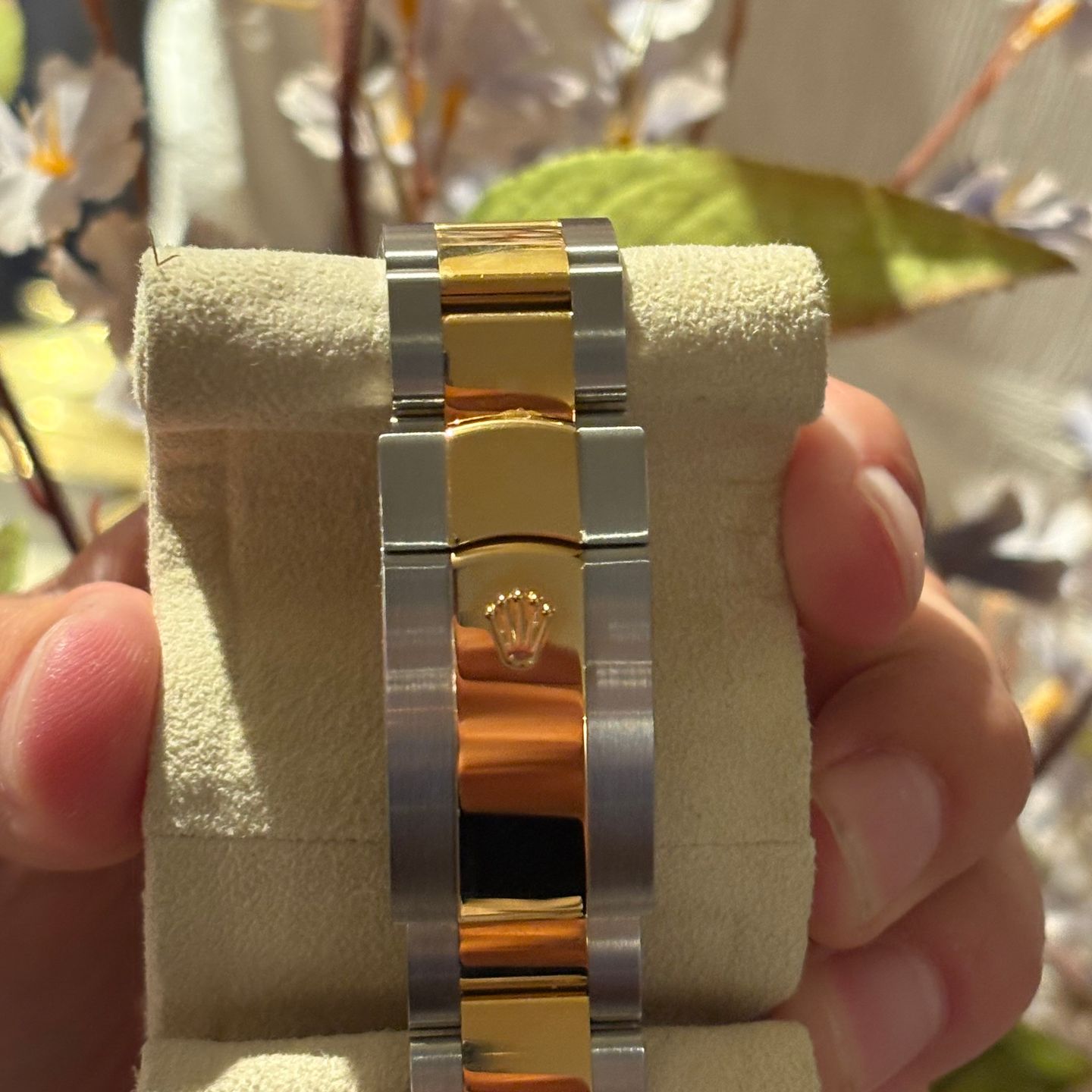 Rolex Sky-Dweller 326933 (2022) - Zwart wijzerplaat 42mm Goud/Staal (2/4)