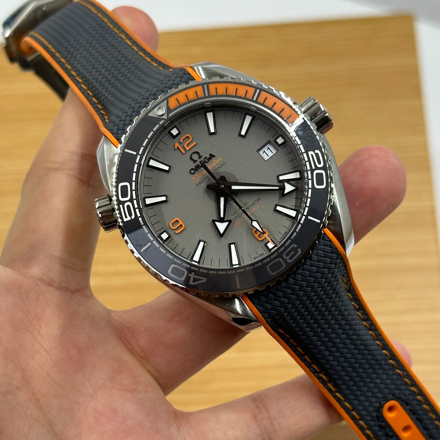 Omega Seamaster Planet Ocean 215.92.44.21.99.001 (2023) - Grijs wijzerplaat 44mm Titanium (7/8)