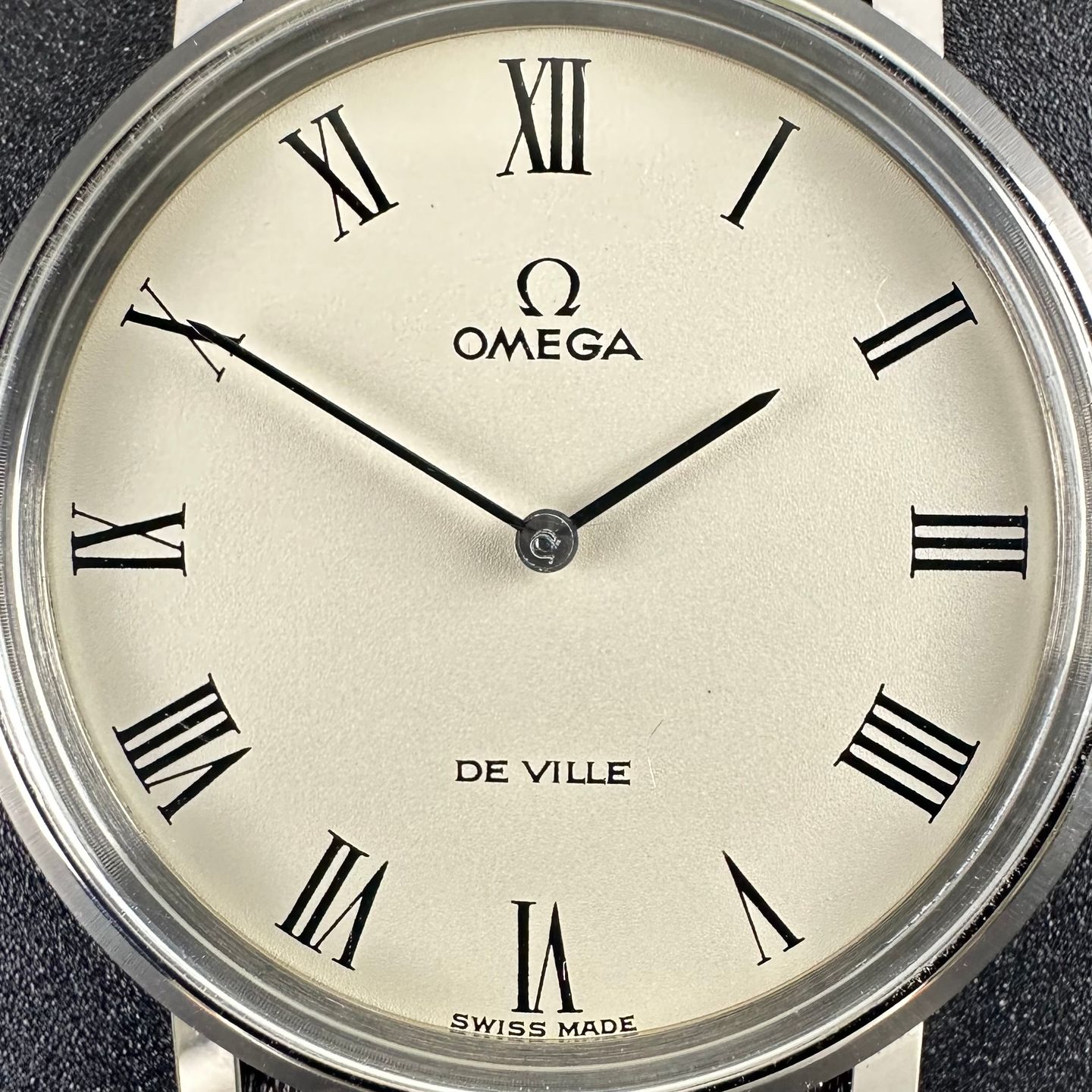 Omega De Ville 111.077 (1970) - White dial 33 mm Steel case (8/8)