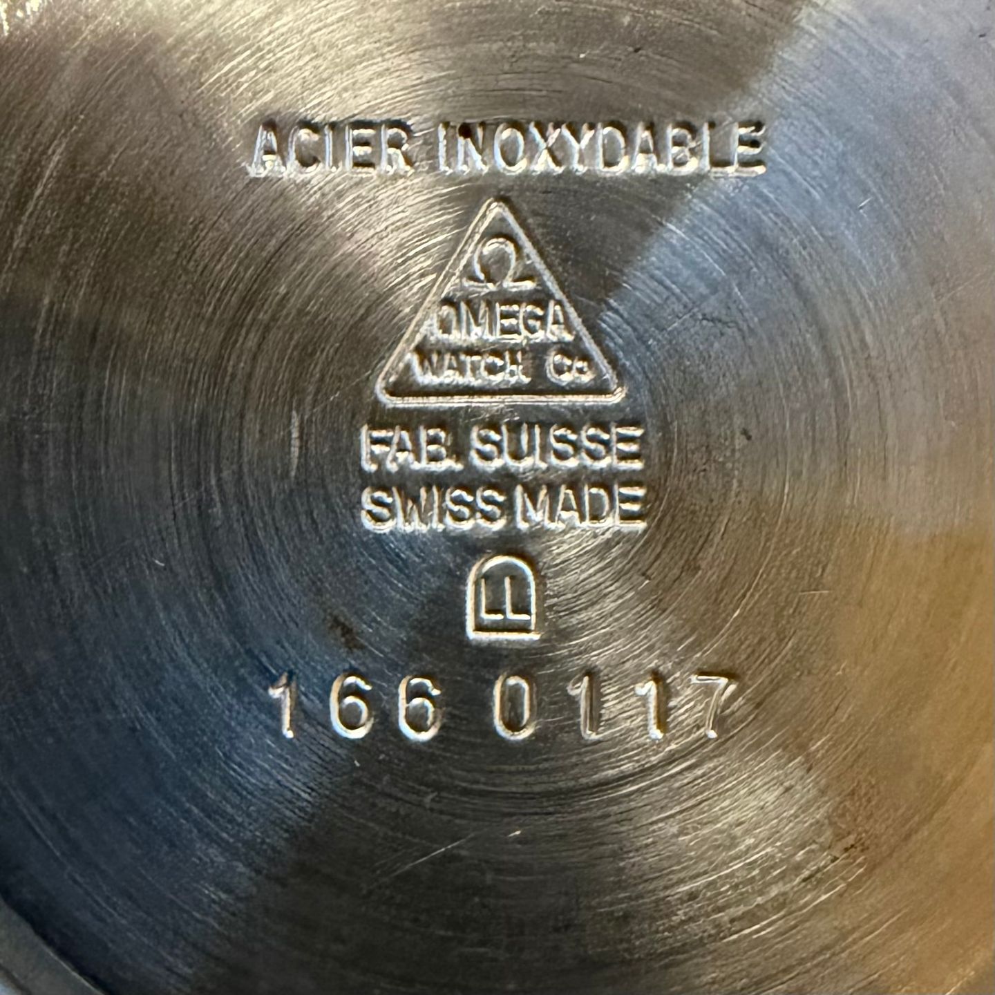 Omega Genève 166.0117 - (5/8)