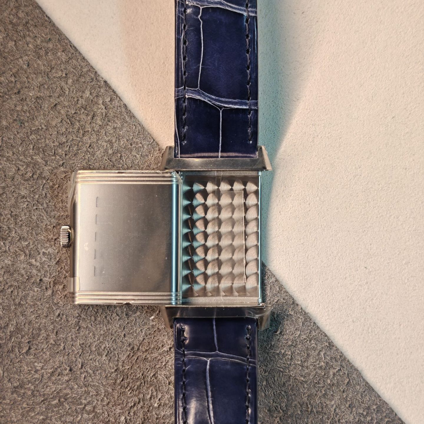 Jaeger-LeCoultre Reverso Classique Q2518540 (2024) - Silver dial 24 mm Steel case (3/8)