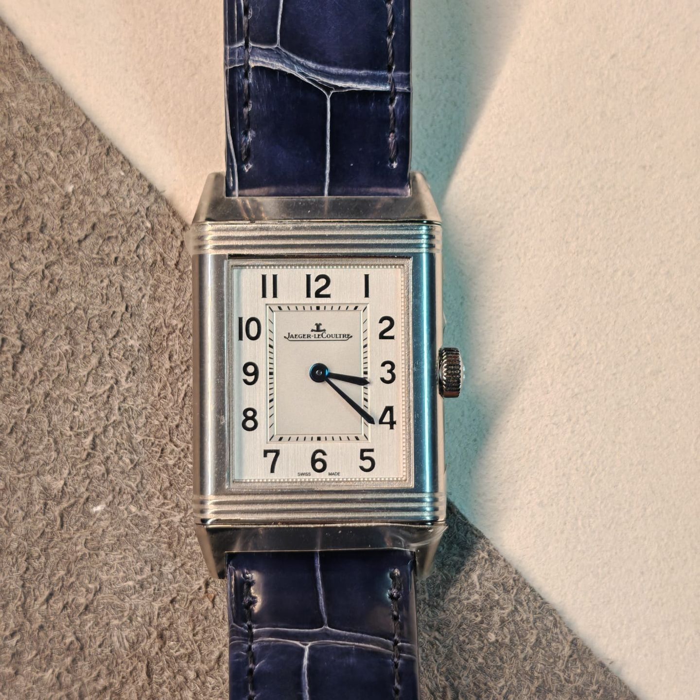 Jaeger-LeCoultre Reverso Classique Q2518540 (2024) - Silver dial 24 mm Steel case (2/8)