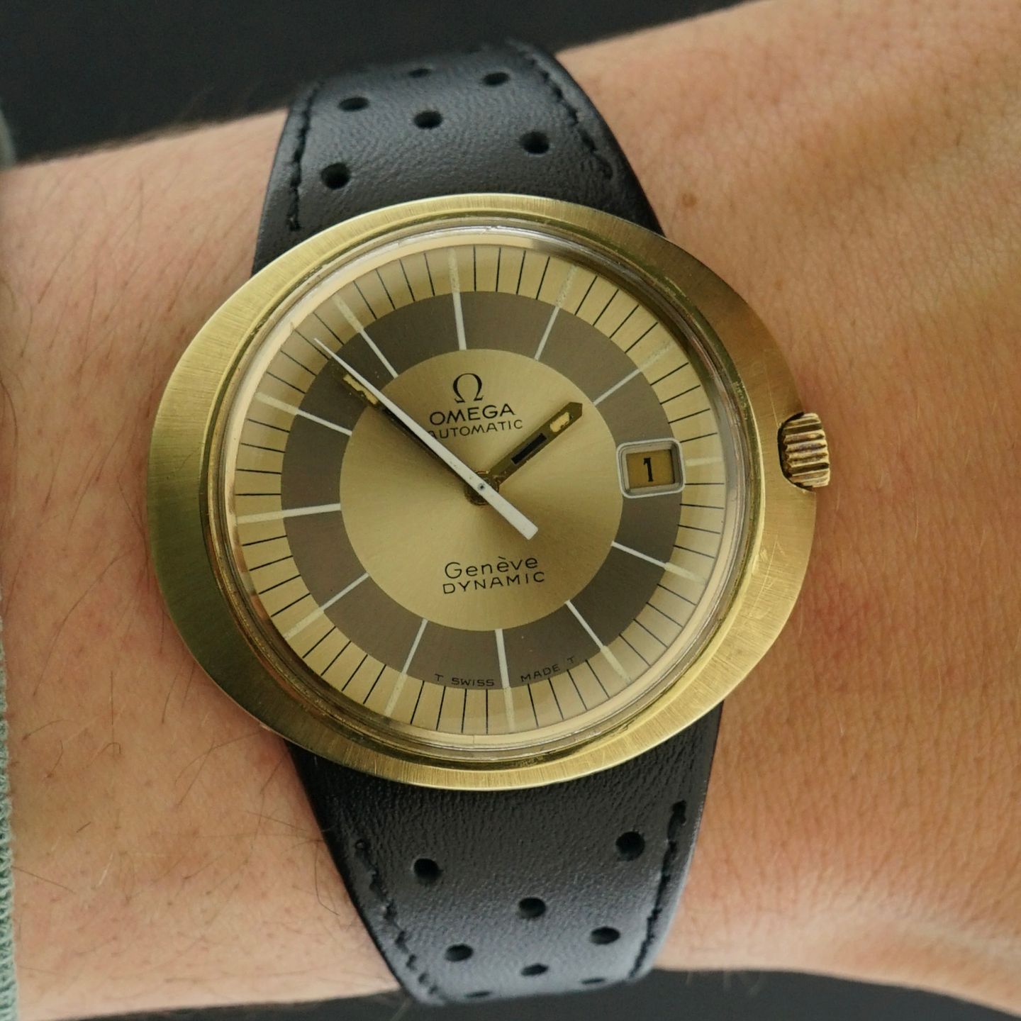 Omega Genève 166.039 - (2/8)