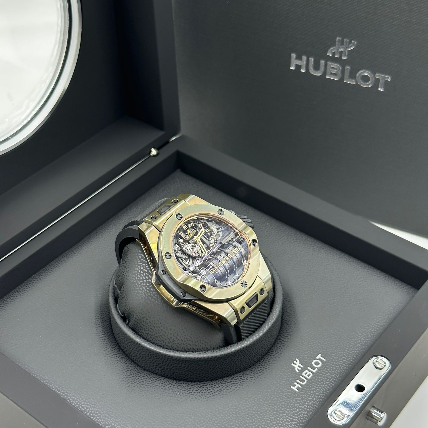 Hublot MP Collection 911.MX.0138.RX (2024) - Transparant wijzerplaat 45mm Geelgoud (2/8)