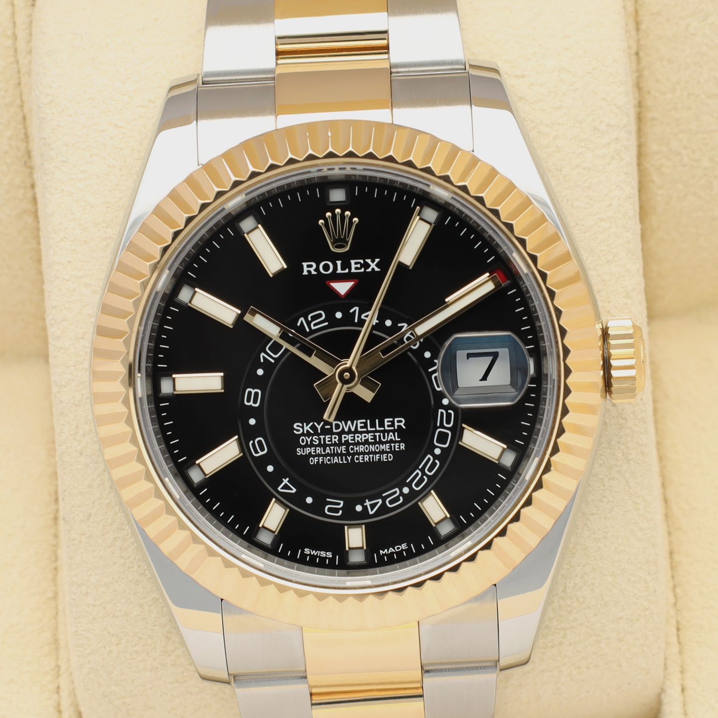 Rolex Sky-Dweller 326933 (2018) - Zwart wijzerplaat 42mm Staal (1/8)