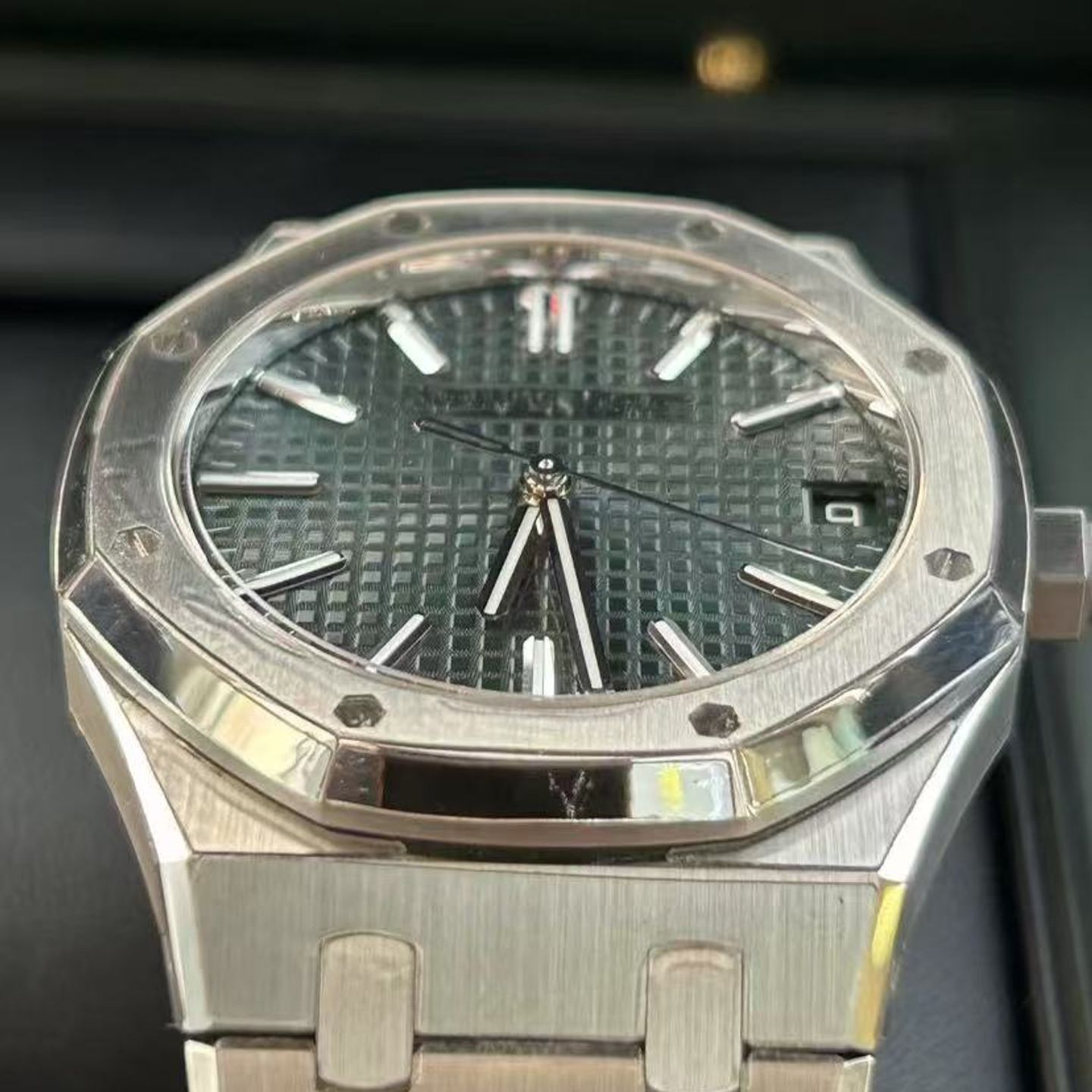 Audemars Piguet Royal Oak Selfwinding 15510ST.OO.1320ST.04 - (2/5)