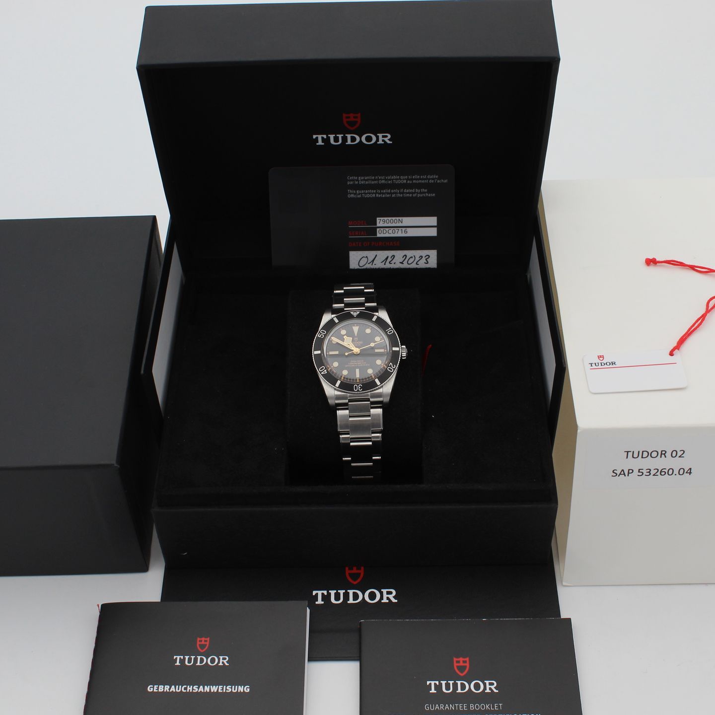 Tudor Black Bay 54 79000N (2023) - Black dial 37 mm Steel case (2/8)