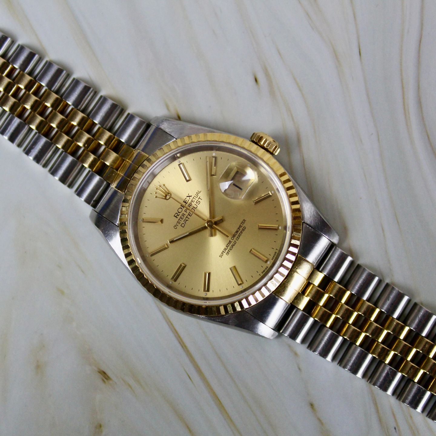 Rolex Datejust 36 16233 (1989) - Champagne dial 36 mm Gold/Steel case (1/8)