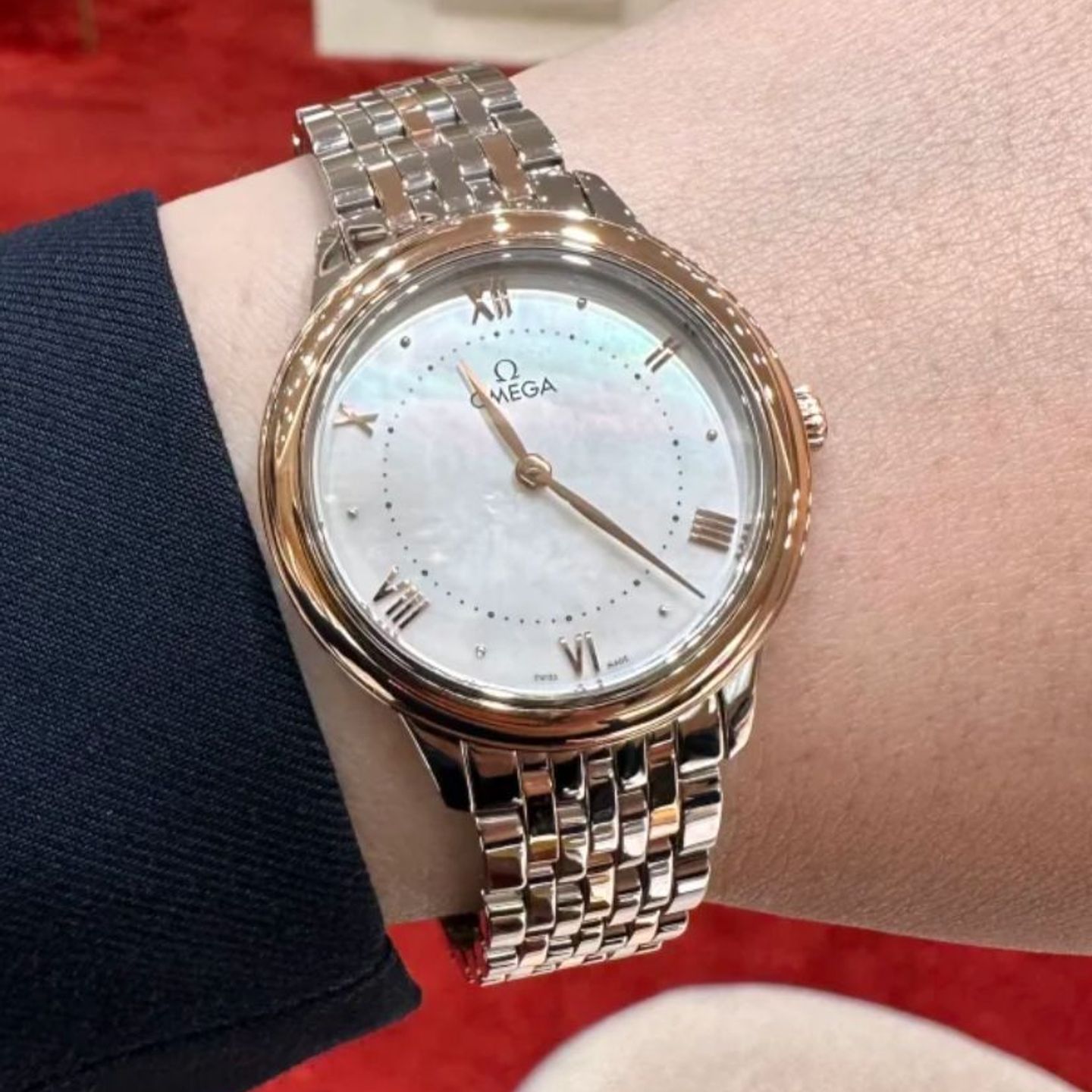 Omega De Ville 434.20.30.60.05.001 (2024) - Wit wijzerplaat 30mm Goud/Staal (3/4)