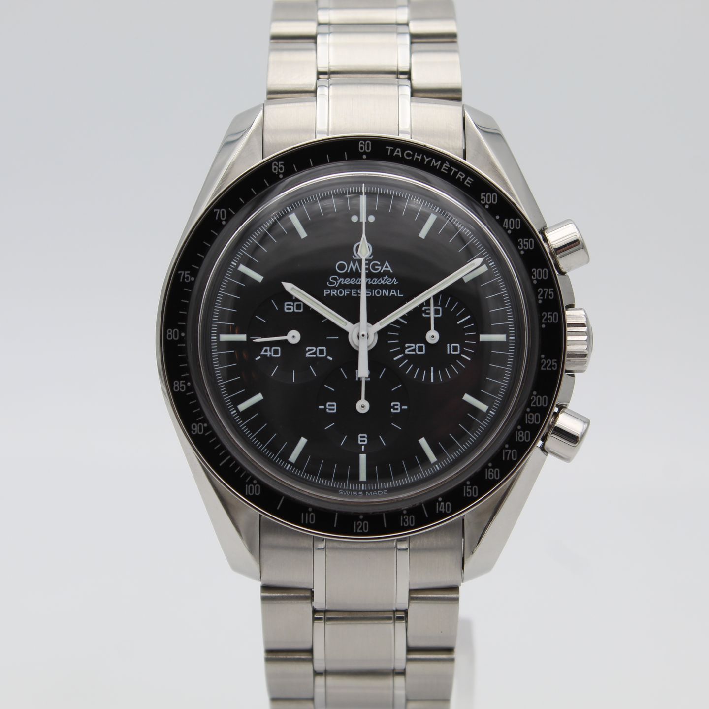 Omega Speedmaster Professional Moonwatch 3570.50.00 (2002) - Black dial 42 mm Steel case (1/8)