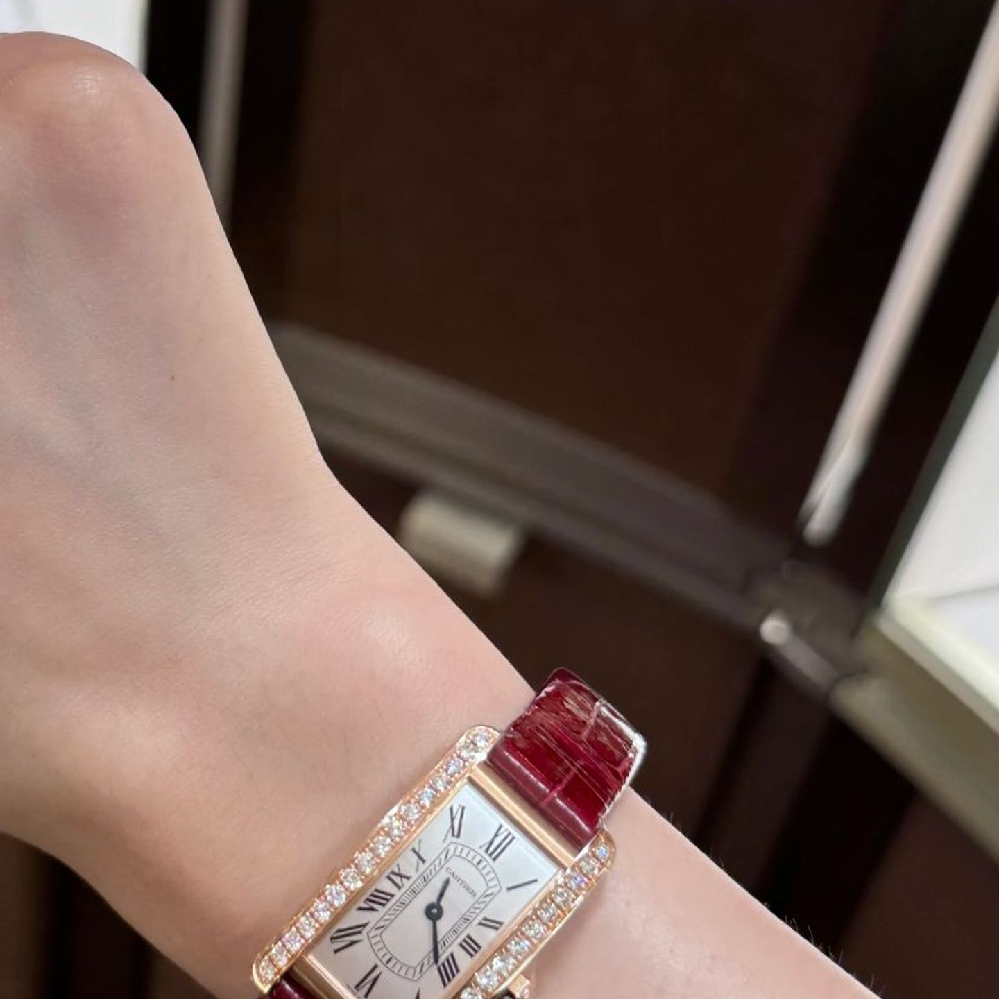 Cartier Tank Américaine WJTA0059 (2025) - Silver dial 19 mm Rose Gold case (3/3)