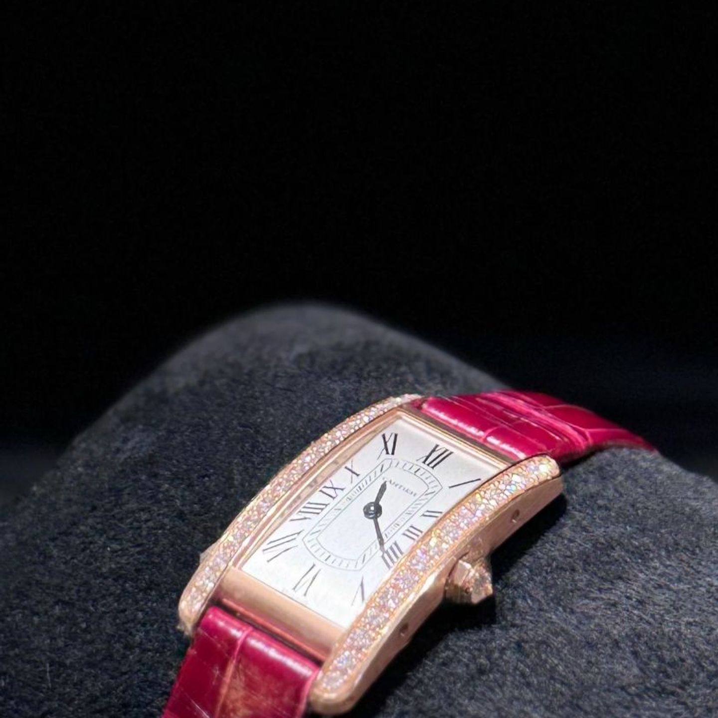 Cartier Tank Américaine WJTA0059 (2025) - Silver dial 19 mm Rose Gold case (2/3)