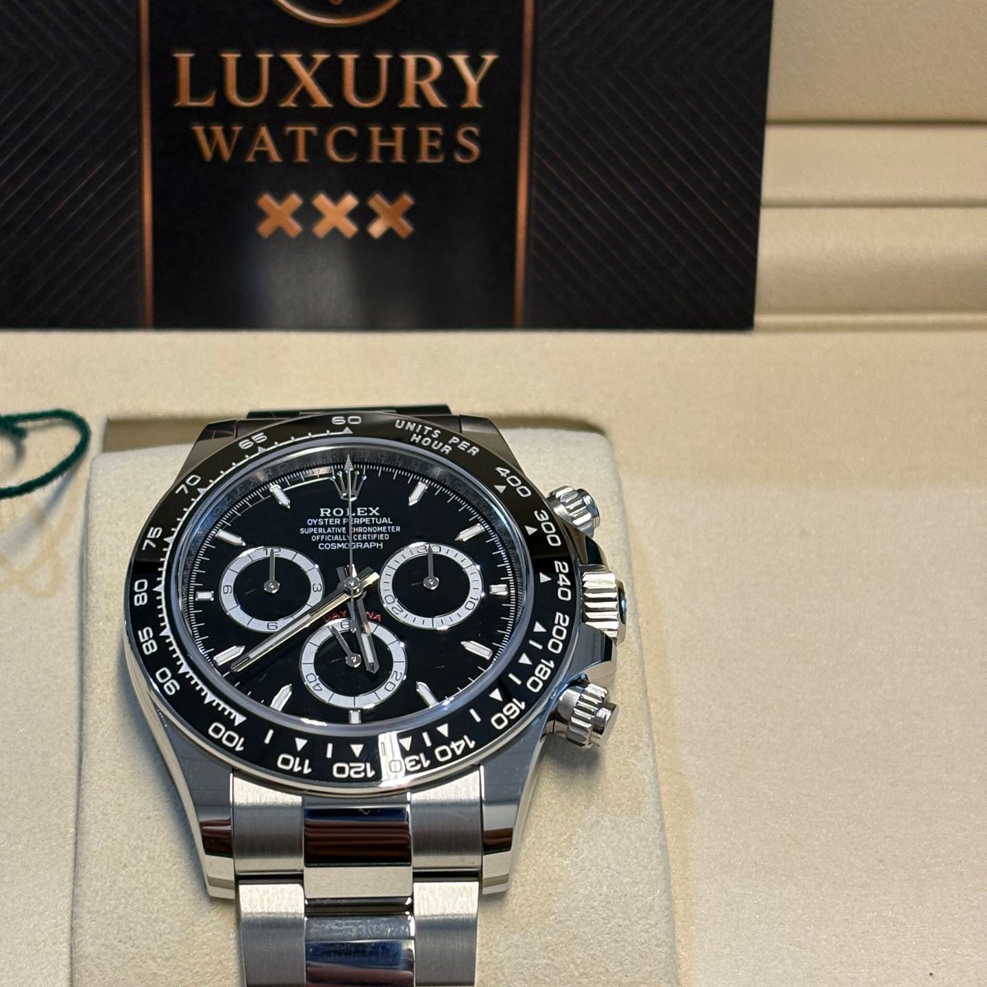 Rolex Daytona 126500LN (2026) - Black dial 40 mm Steel case (1/2)