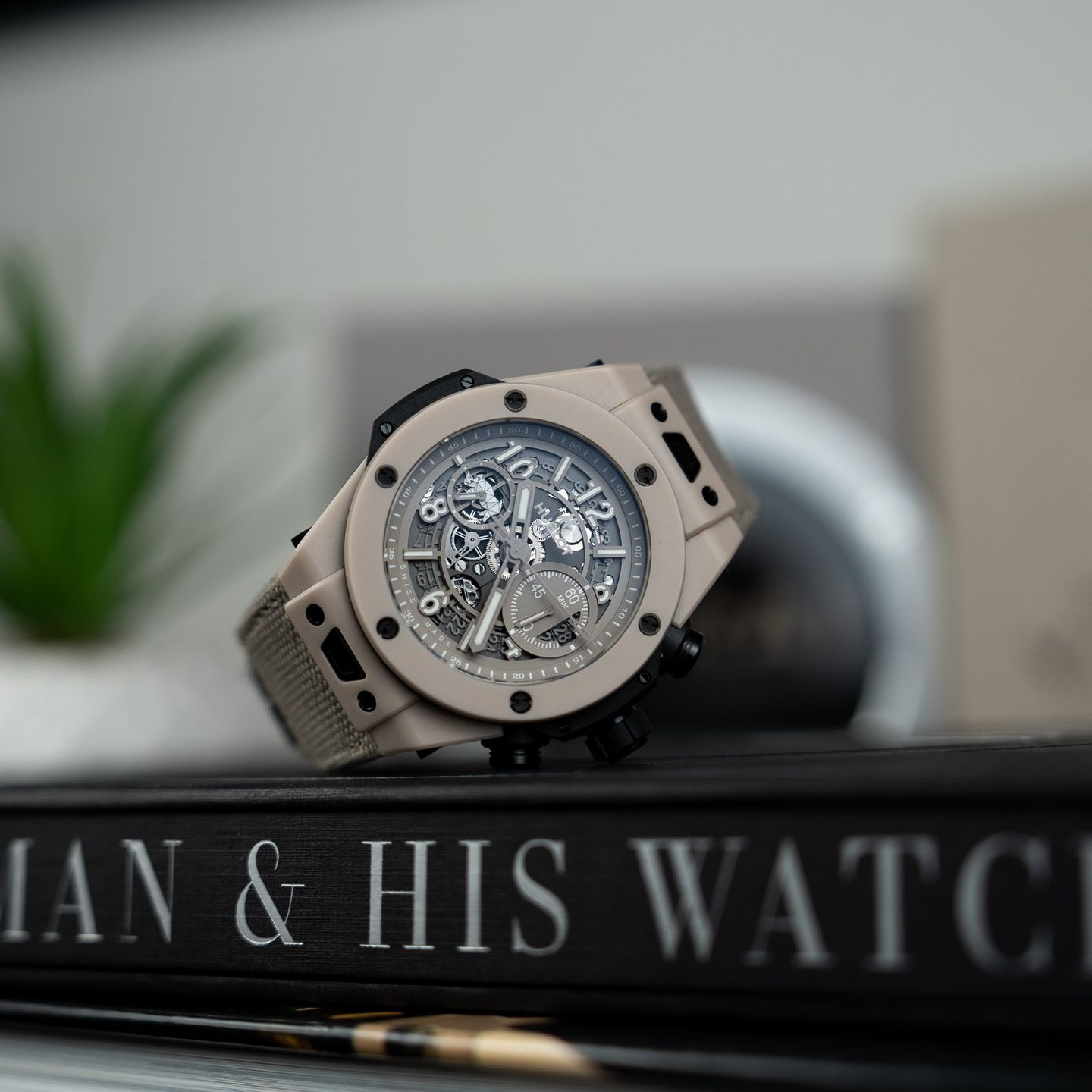 Hublot Big Bang Unico 411.CZ.4620.NR.SOA19 (2019) - Transparent dial 45 mm Ceramic case (1/8)