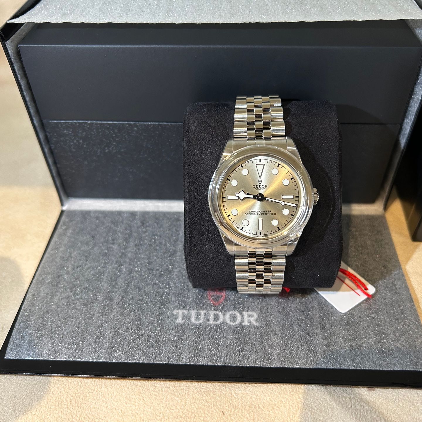Tudor Black Bay 36 79640 (2024) - Champagne dial 36 mm Steel case (2/8)