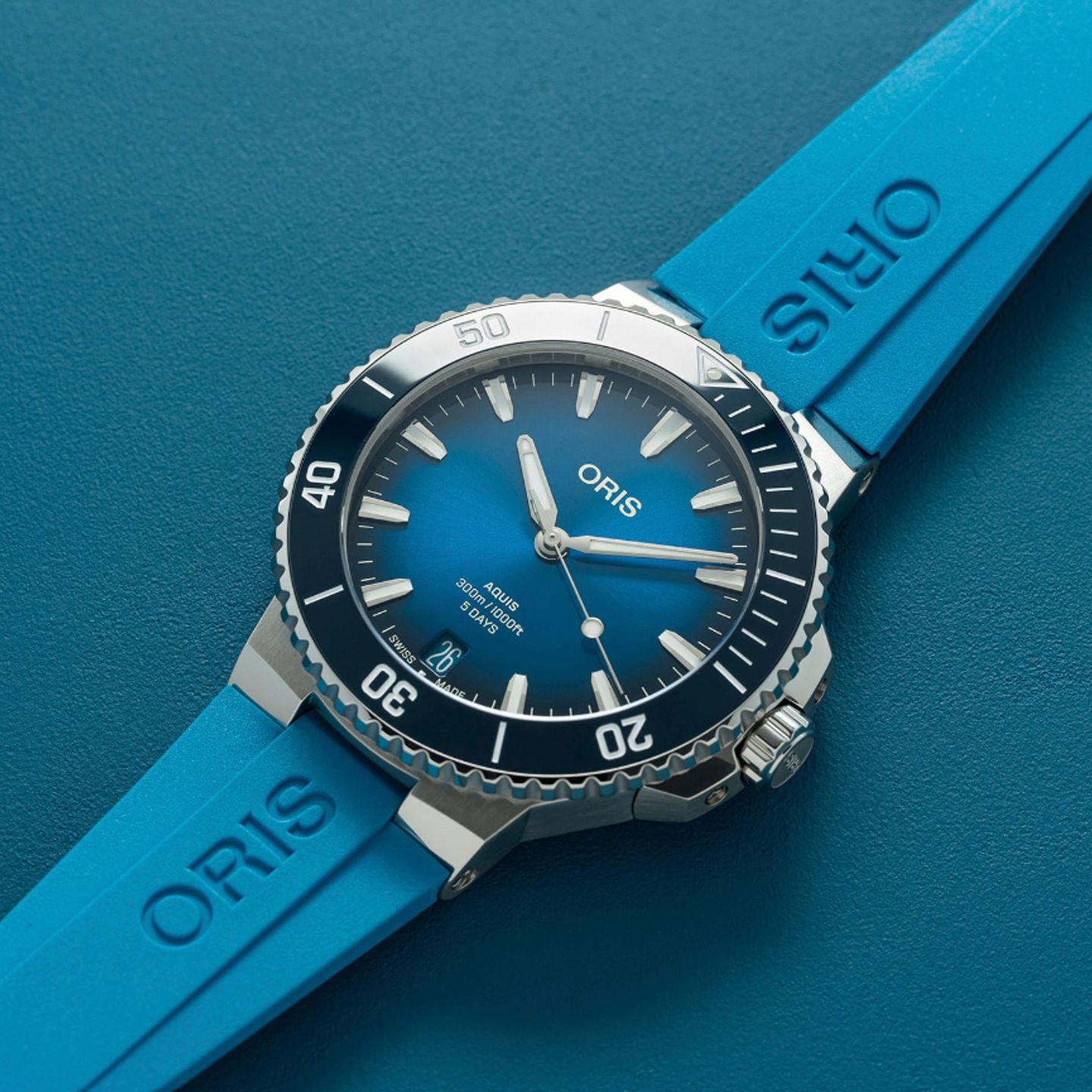 Oris Aquis Date 01 400 7790 4135-07 4 23 45EB (2024) - Blauw wijzerplaat 44mm Staal (1/1)