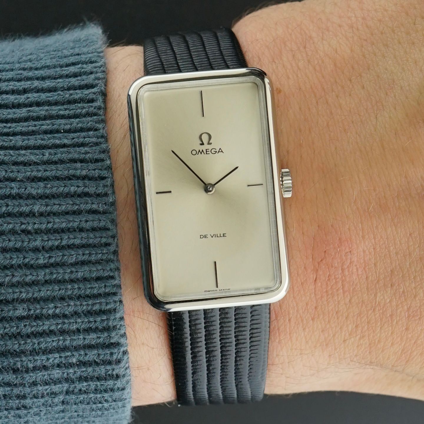 Omega De Ville 511.0382 (1971) - White dial 23 mm Steel case (2/8)