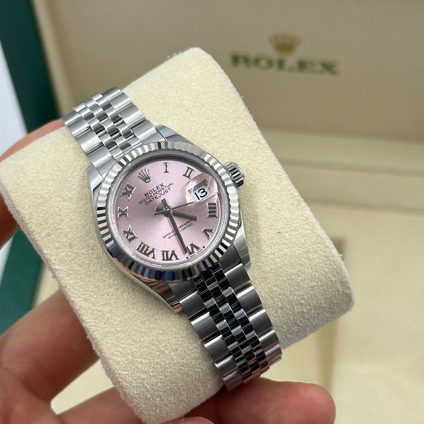 Rolex Lady-Datejust 279174 (2024) - Pink dial 28 mm Steel case (6/8)