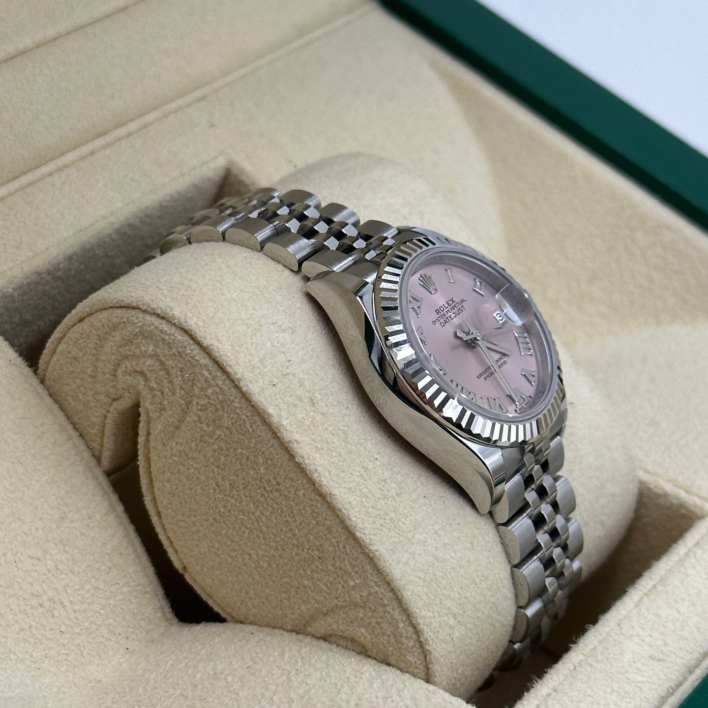 Rolex Lady-Datejust 279174 (2024) - Pink dial 28 mm Steel case (4/8)