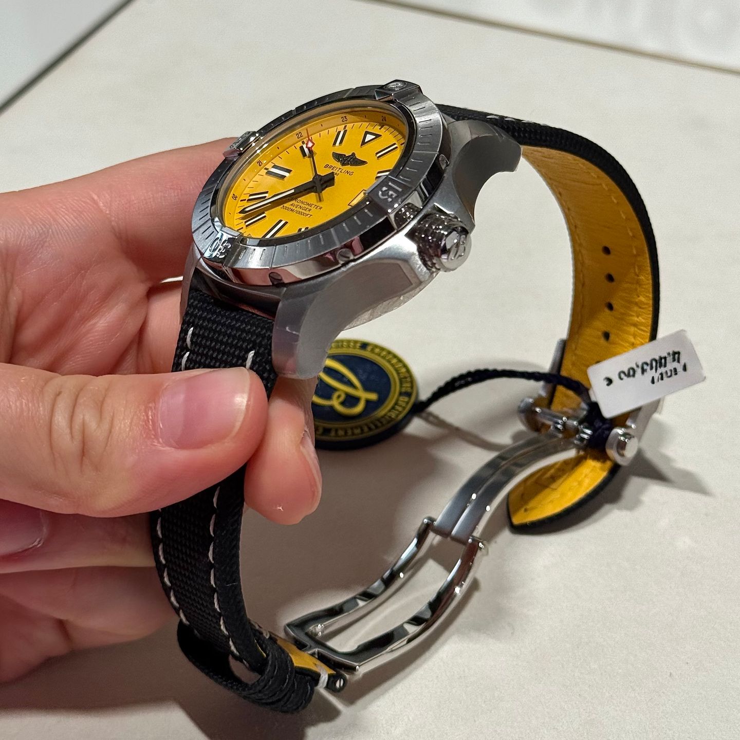 Breitling Avenger A17319101I1X2 - (4/4)