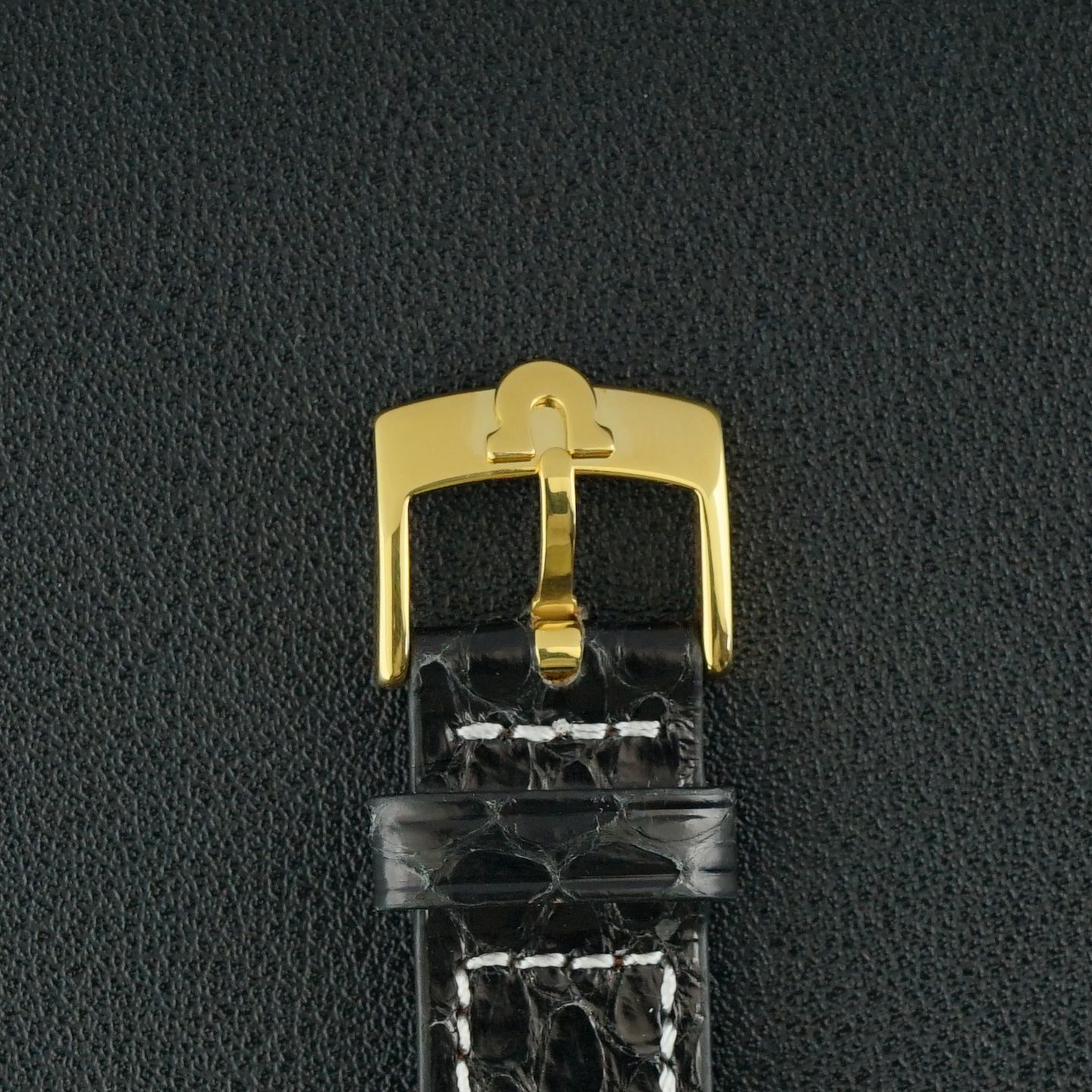 Omega Genève 132.0052 - (7/8)