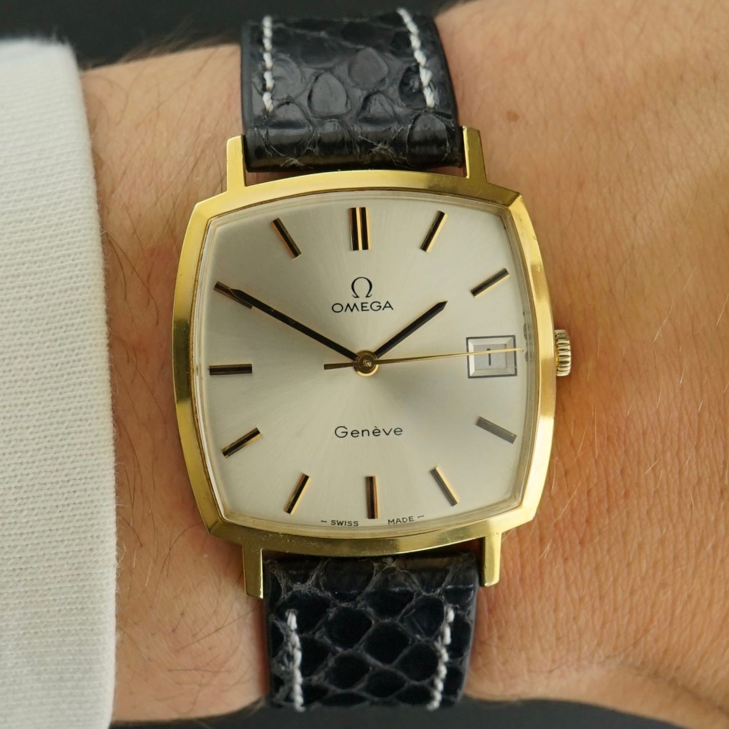Omega Genève 132.0052 - (2/8)