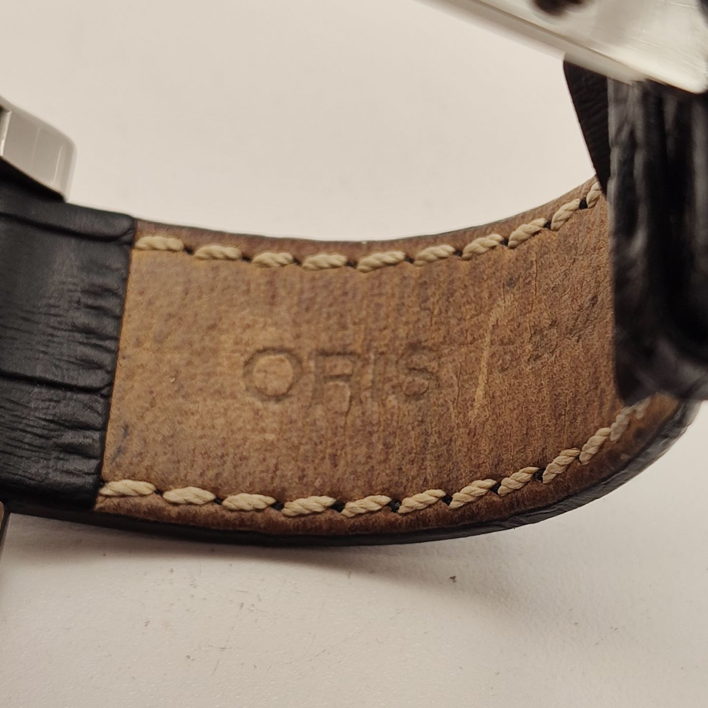 Oris Rectangular 585-7525-40-02 (Unknown (random serial)) - Black dial 40 mm Steel case (6/8)