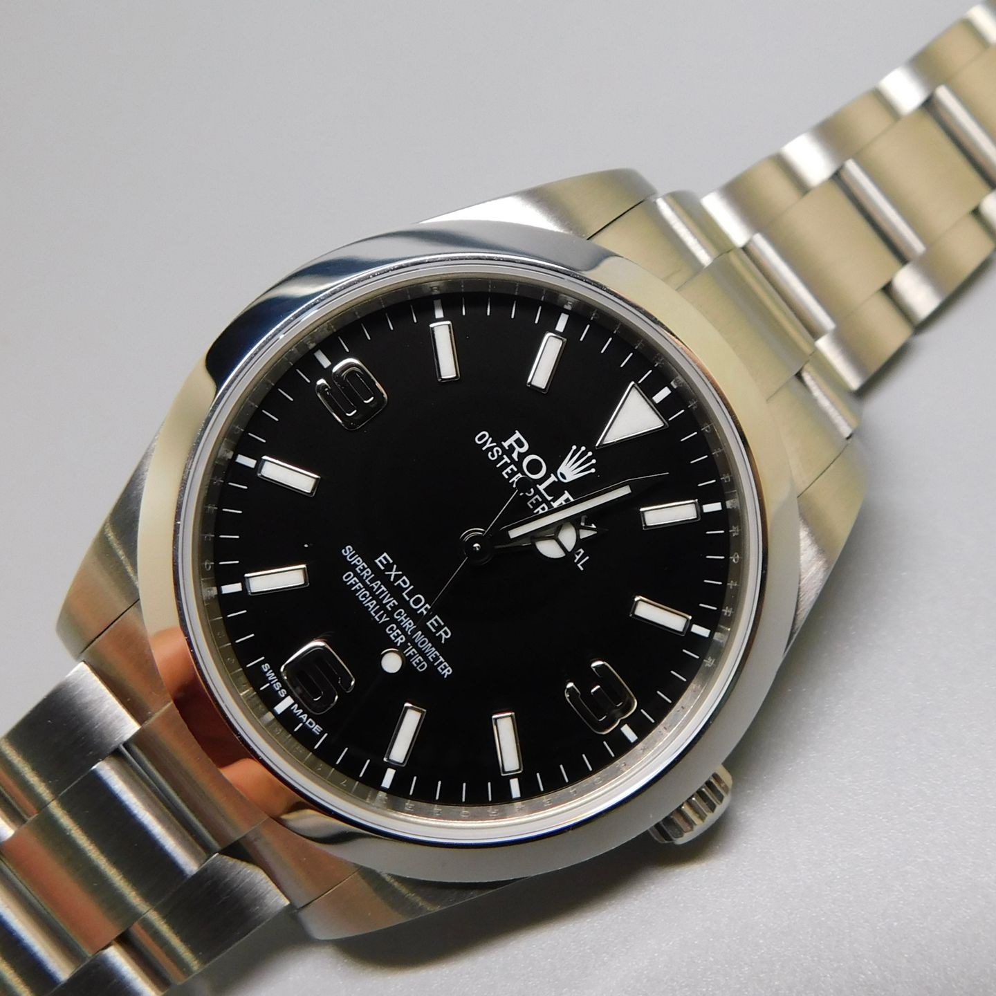 Rolex Explorer 214270 - (3/4)