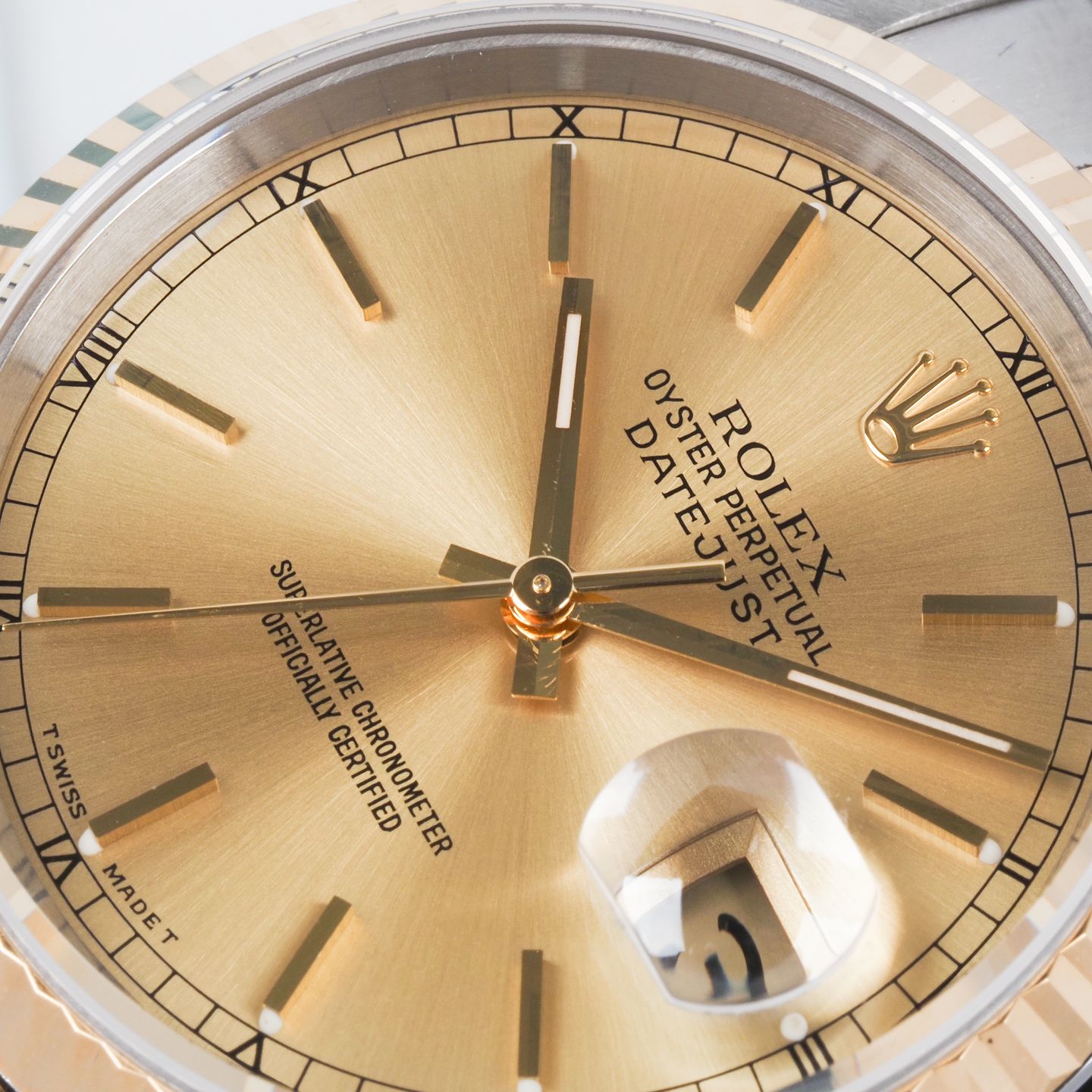 Rolex Datejust 36 16233 (1996) - Champagne dial 36 mm Gold/Steel case (7/8)