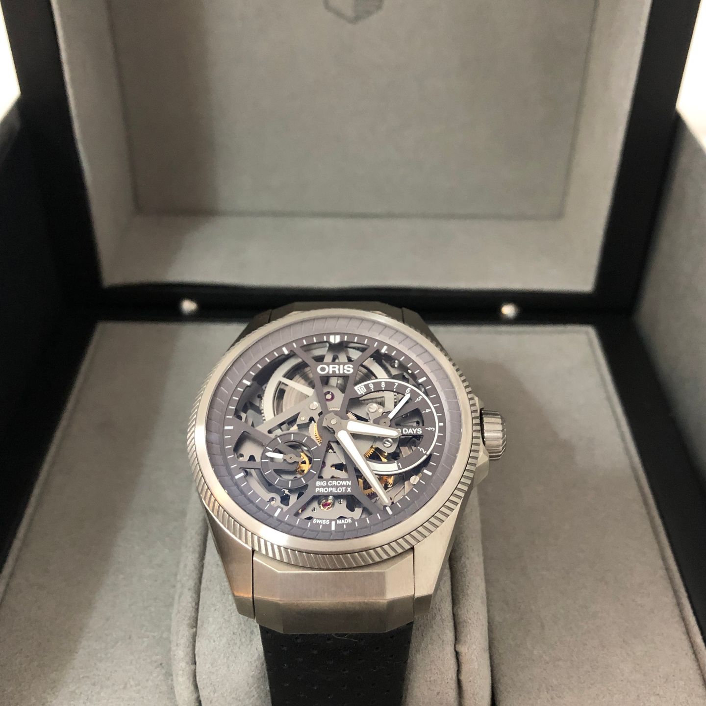 Oris Big Crown ProPilot 01 115 7759 7153-Set5 22 04TLC (2022) - Transparent dial 44 mm Titanium case (2/2)