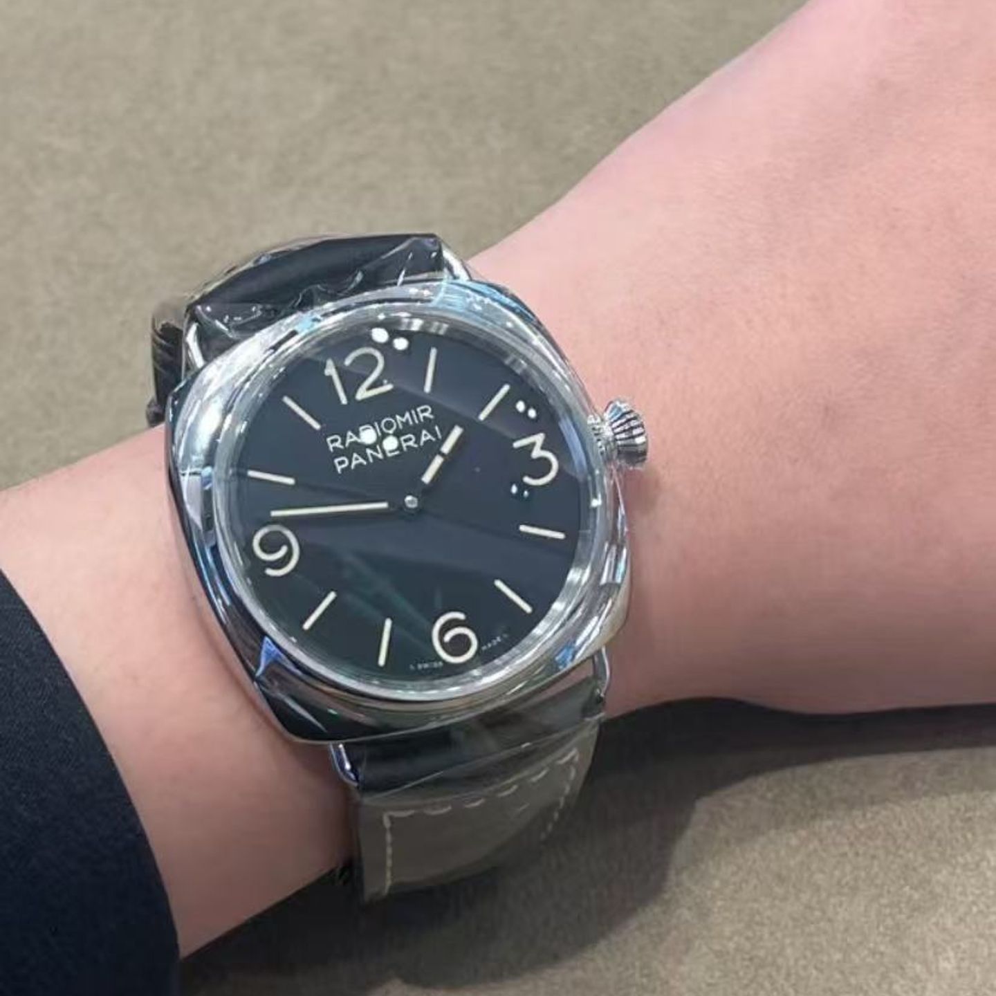 Panerai Radiomir PAM01382 (2025) - Zwart wijzerplaat 45mm Staal (2/2)