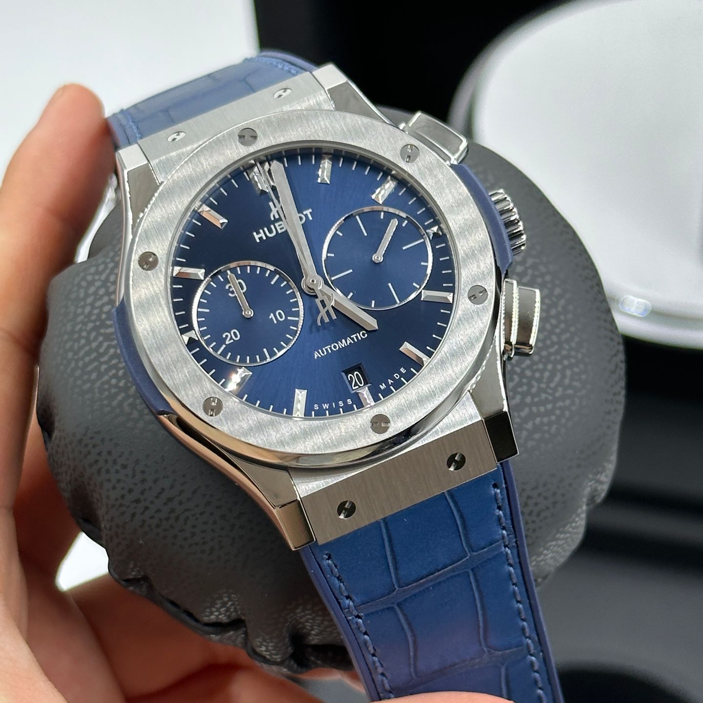 Hublot Classic Fusion Blue 521.nx.7170.lr - (4/8)