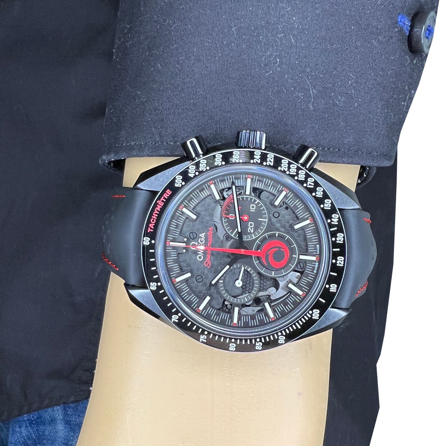 Omega Speedmaster Professional Moonwatch 311.92.44.30.01.002 (2020) - Black dial 44 mm Ceramic case (2/3)