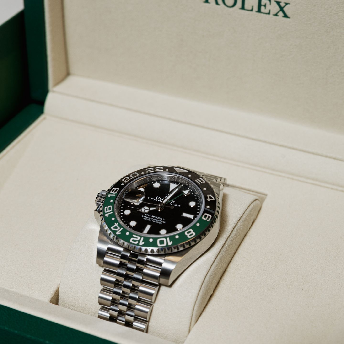 Rolex GMT-Master II 126720VTNR (2025) - Black dial 40 mm Steel case (1/8)
