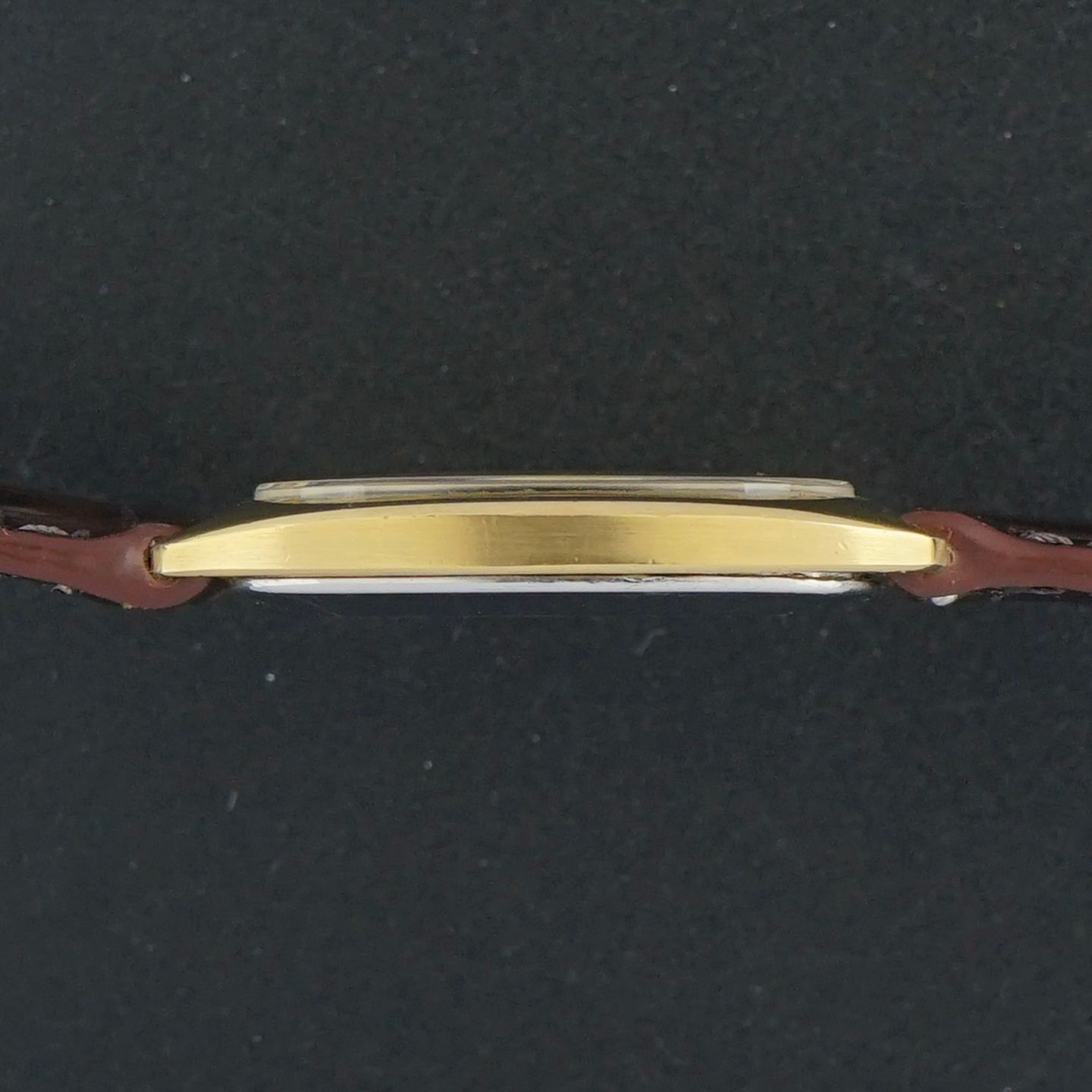 Omega De Ville 111.0139 (1975) - Gold dial 32 mm Gold/Steel case (5/8)