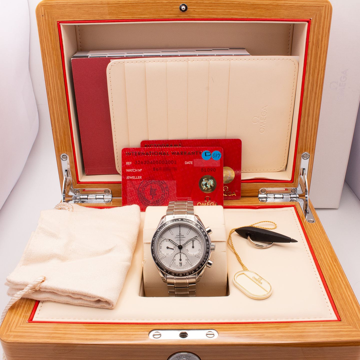 Omega Speedmaster Racing 326.30.40.50.02.001 - (8/8)