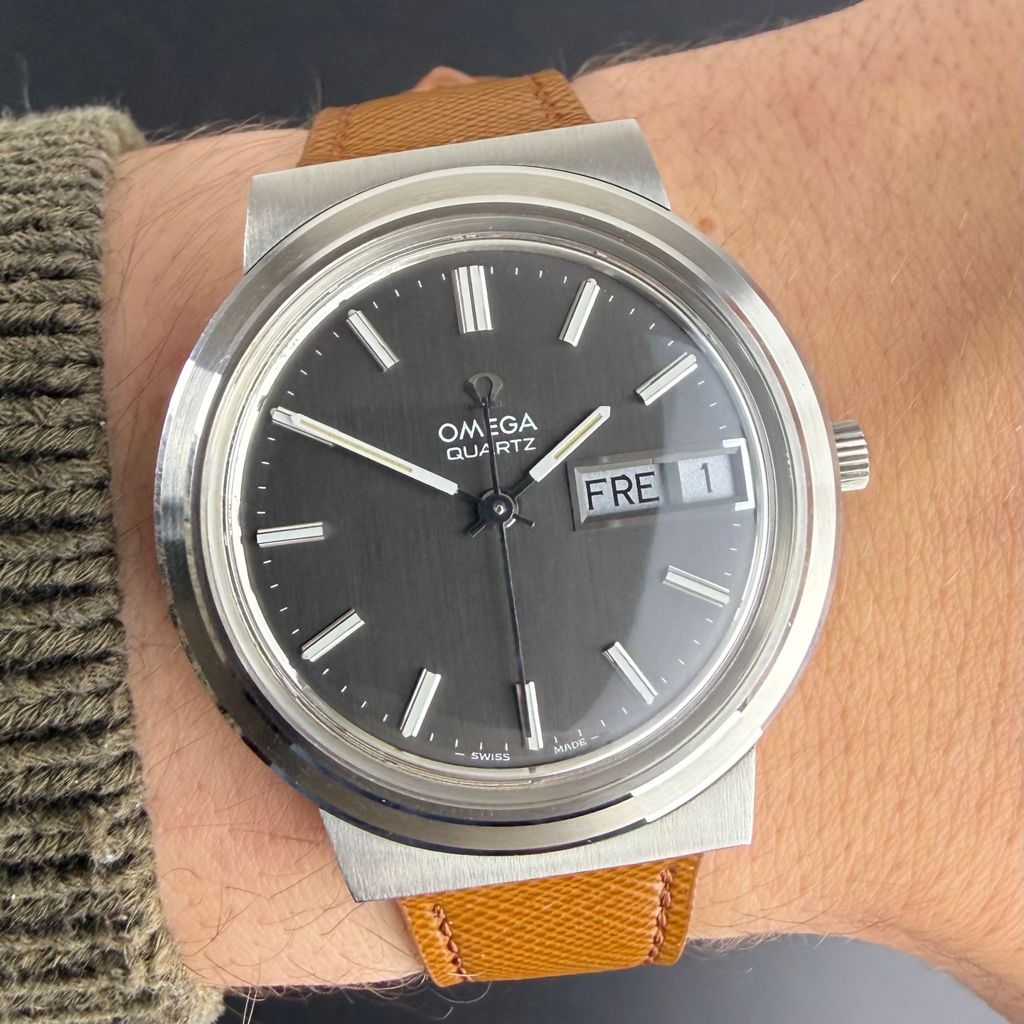 Omega Vintage 196.0058 (1973) - Grey dial 38 mm Steel case (2/8)