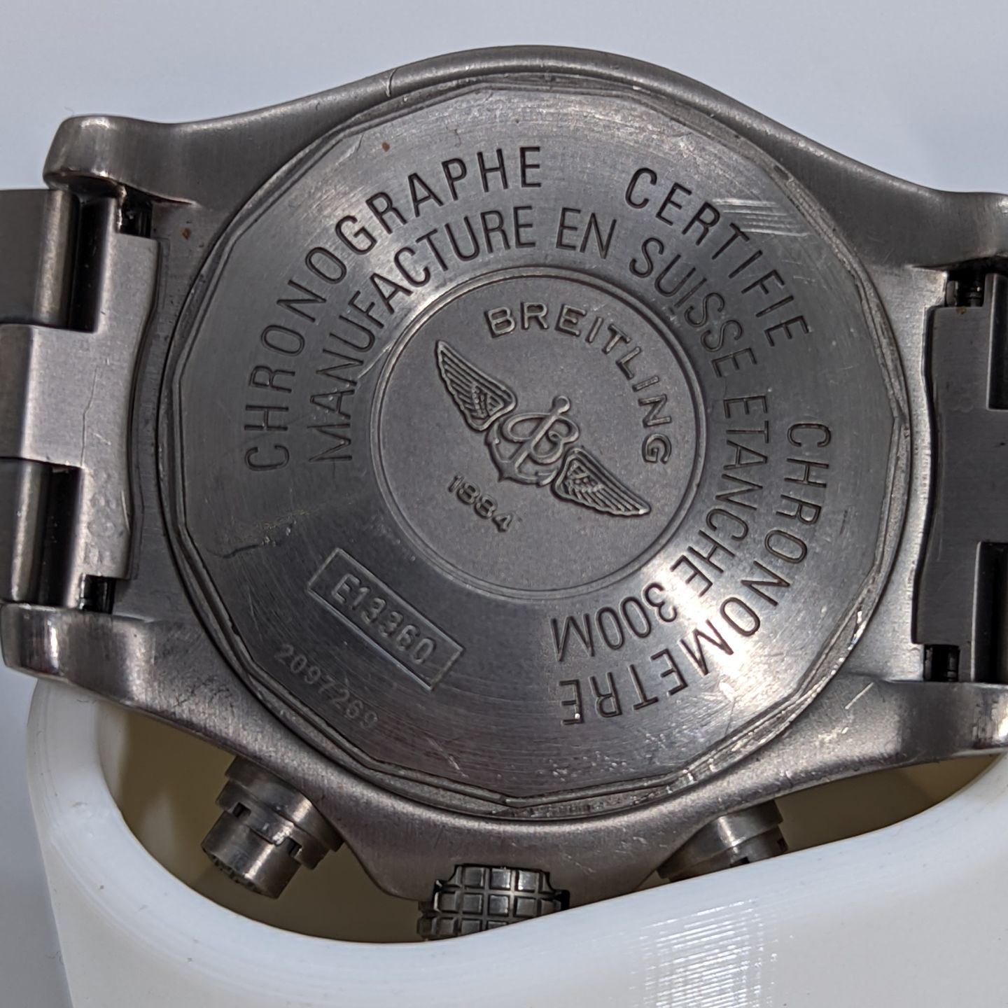 Breitling Avenger E13360 (2009) - Black dial 44 mm Titanium case (6/6)