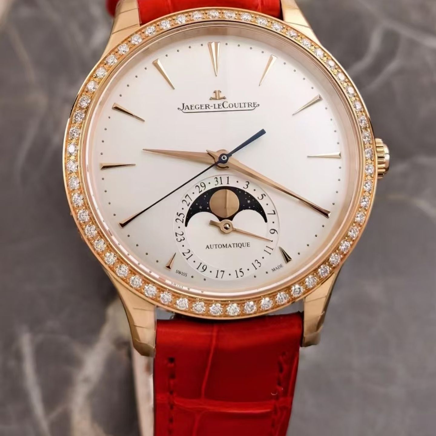 Jaeger-LeCoultre Master Ultra Thin Moon Q1242501 - (1/3)