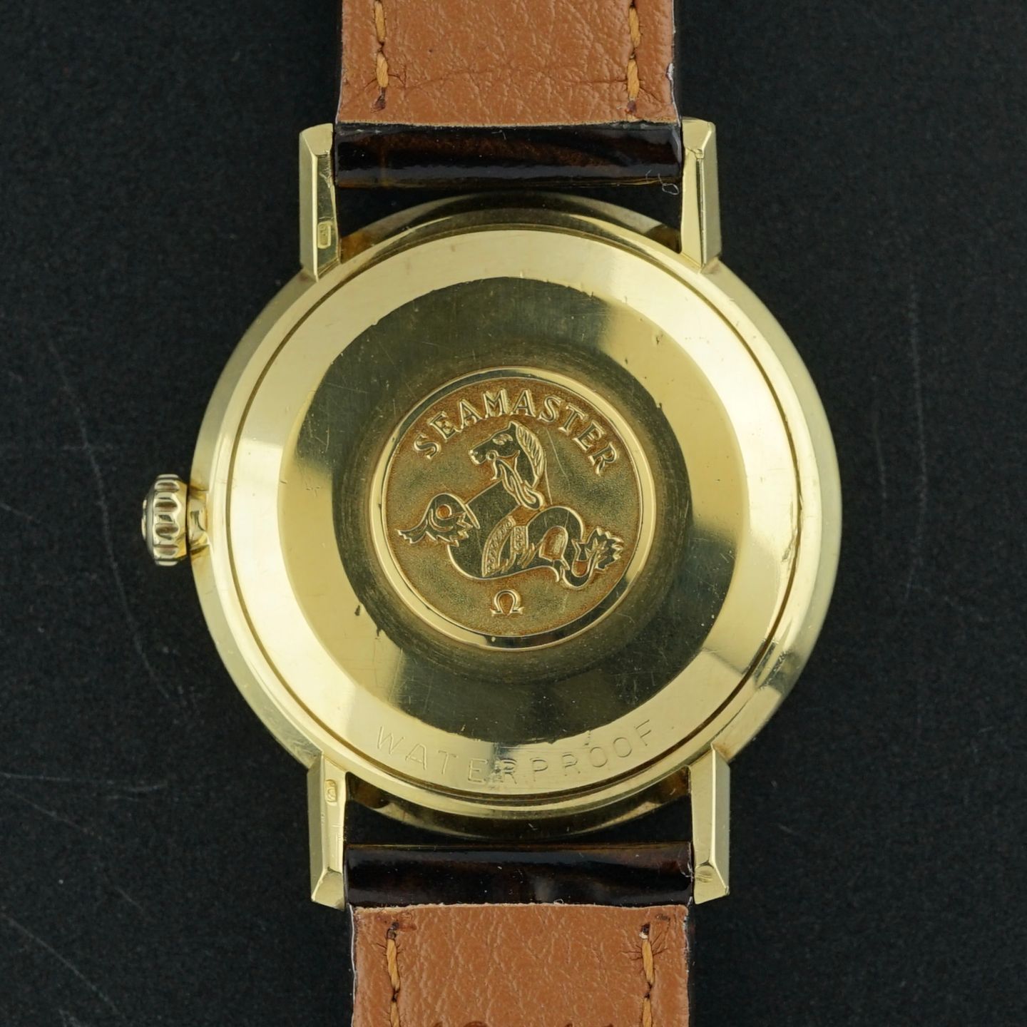 Omega Seamaster 166.020 (1963) - White dial 34 mm Yellow Gold case (3/8)