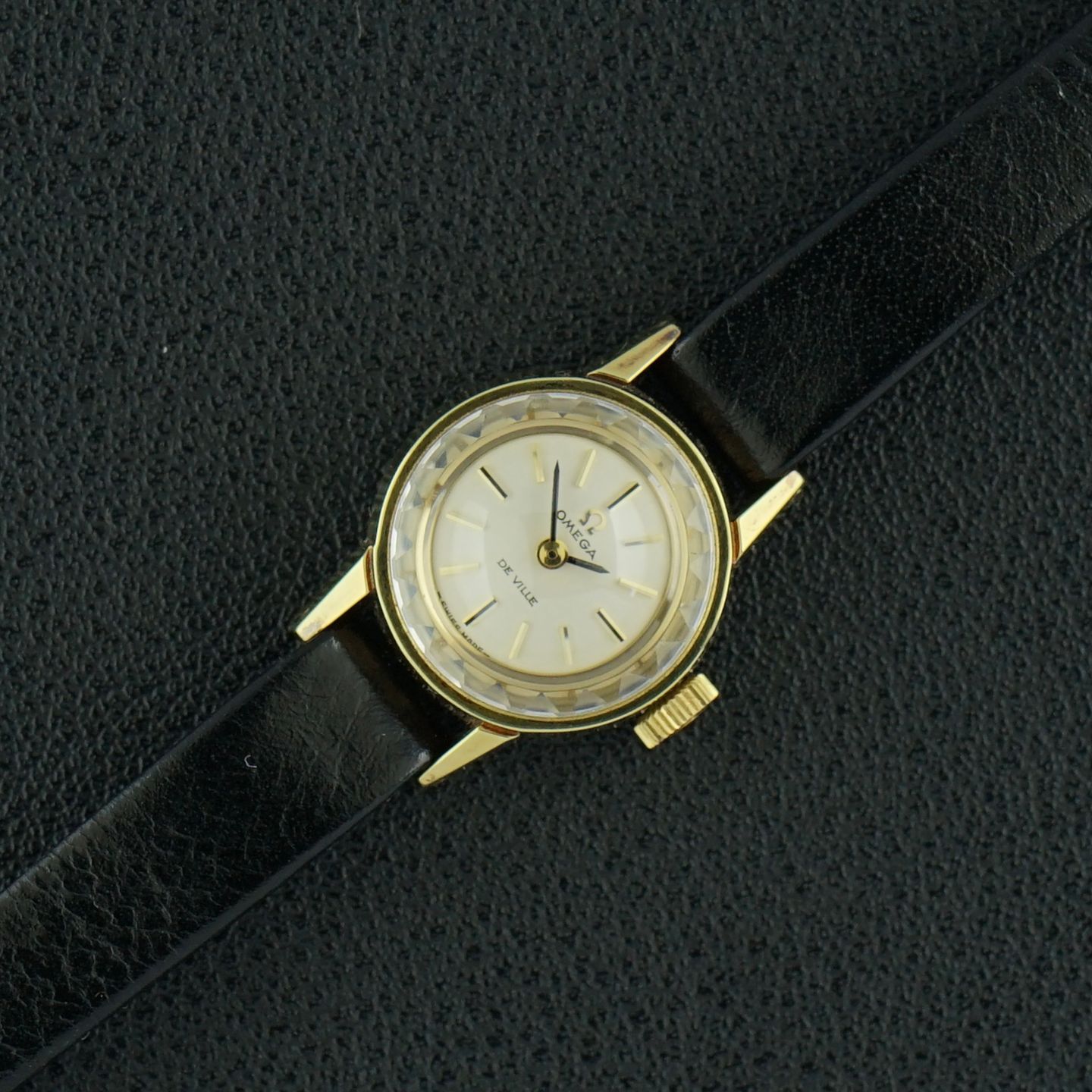 Omega De Ville 511.166 (1970) - White dial 17 mm Gold/Steel case (7/8)
