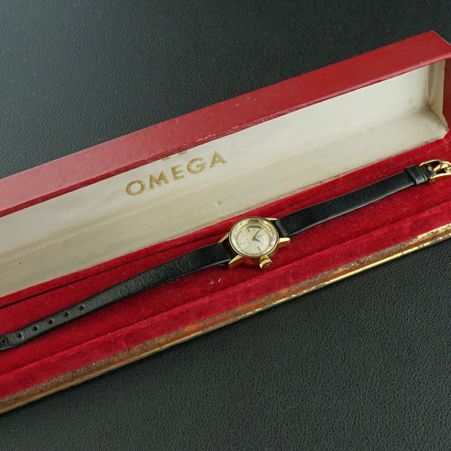 Omega De Ville 511.166 (1970) - White dial 17 mm Gold/Steel case (3/8)