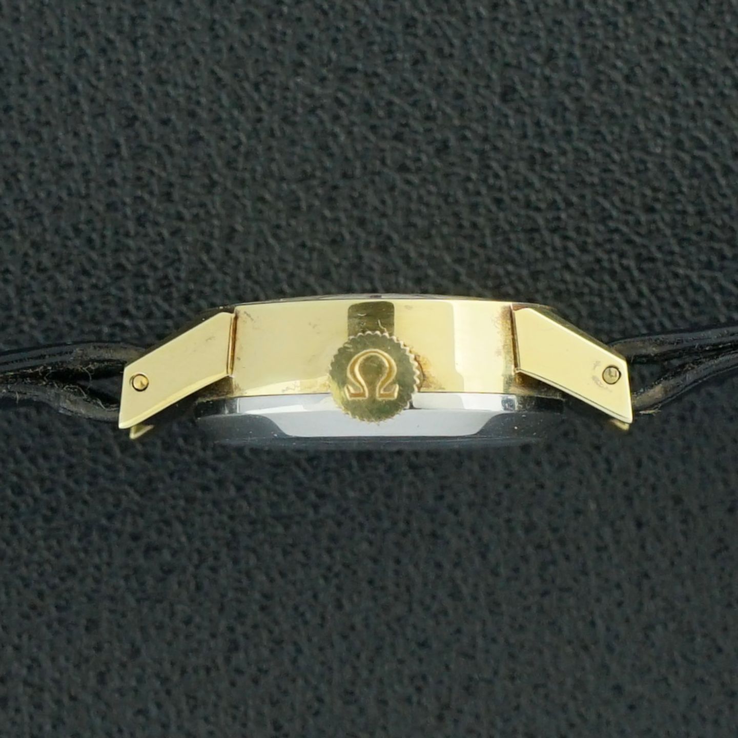 Omega De Ville 511.166 (1970) - White dial 17 mm Gold/Steel case (5/8)