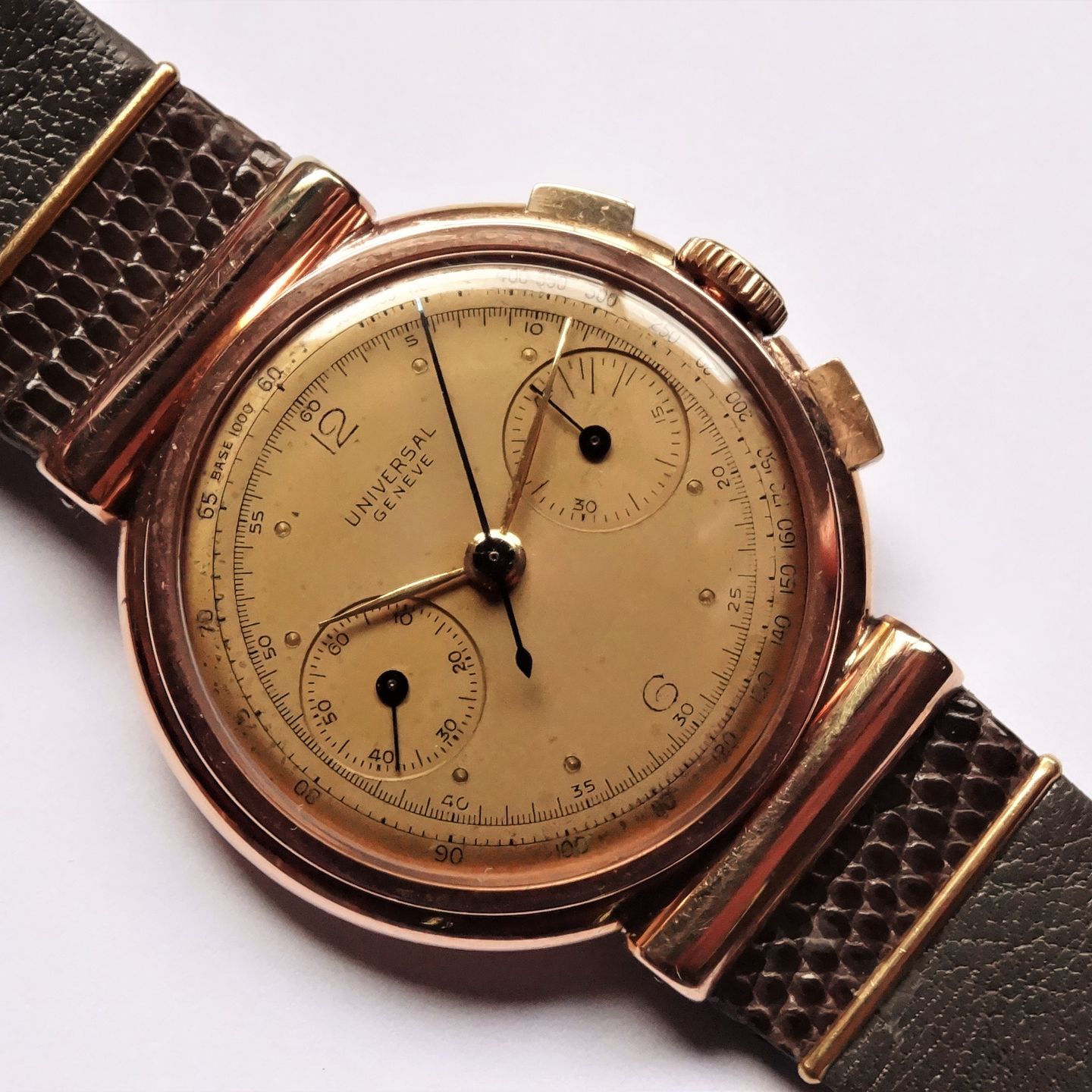 Universal Genève Compax 12205 (1937) - Champagne dial 35 mm Steel case (2/8)